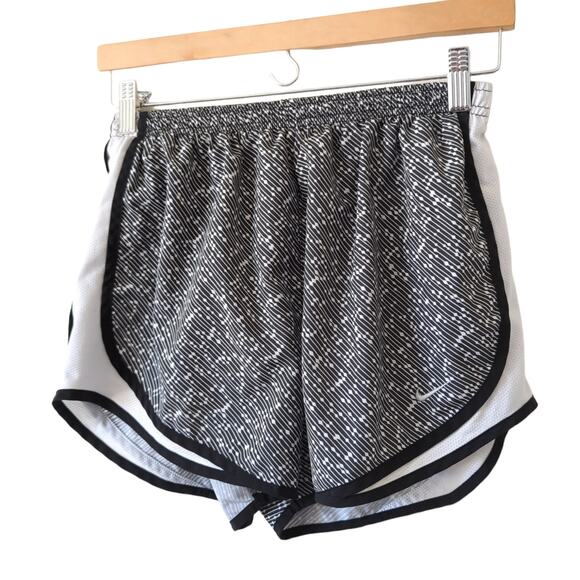NIKE Women Running Shorts Dri Fit High Rise Black Mesh Meteor Tempo Lined Medium - Picture 1 of 6